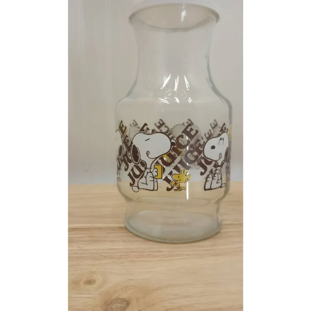 VTG Snoopy & Woodstock juice glass jug, anchor Hocking. One of a collection